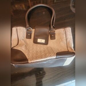 Tommy Hilfiger Elegant Brown and Cream Designer Tote Bag